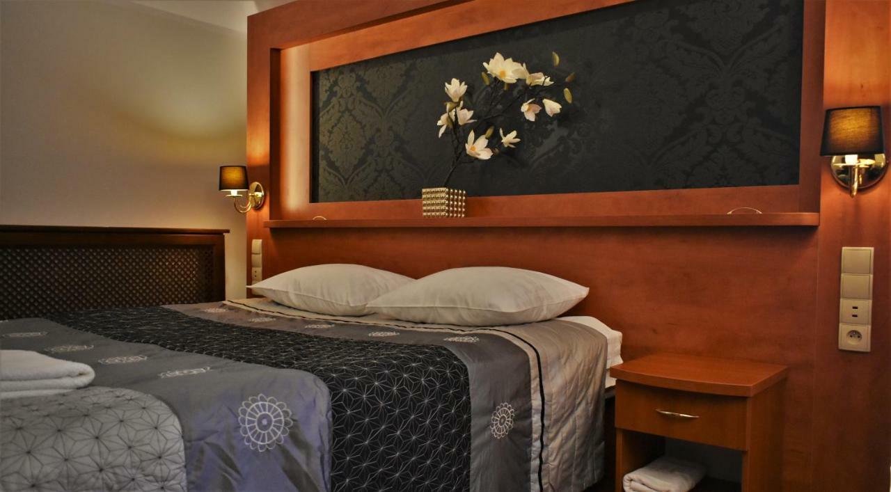 Hotel Zlote Deby Varsovie Extérieur photo