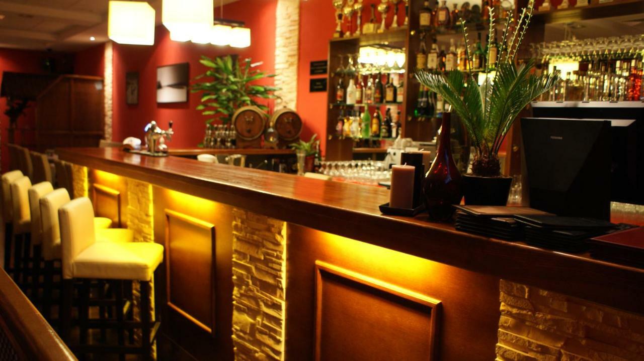 Hotel Zlote Deby Varsovie Extérieur photo
